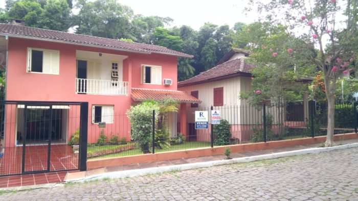 V5004 – Casa Residencial