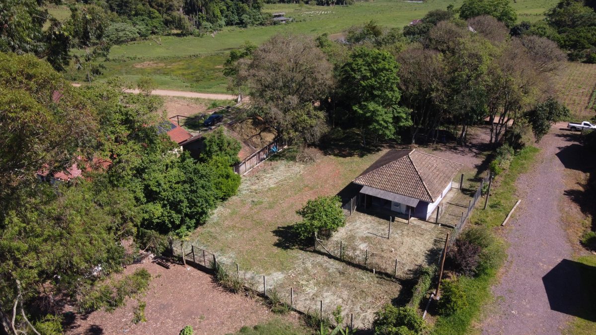 V5099 – Área de terra com casa em Picada Wassem em Marques de Souza