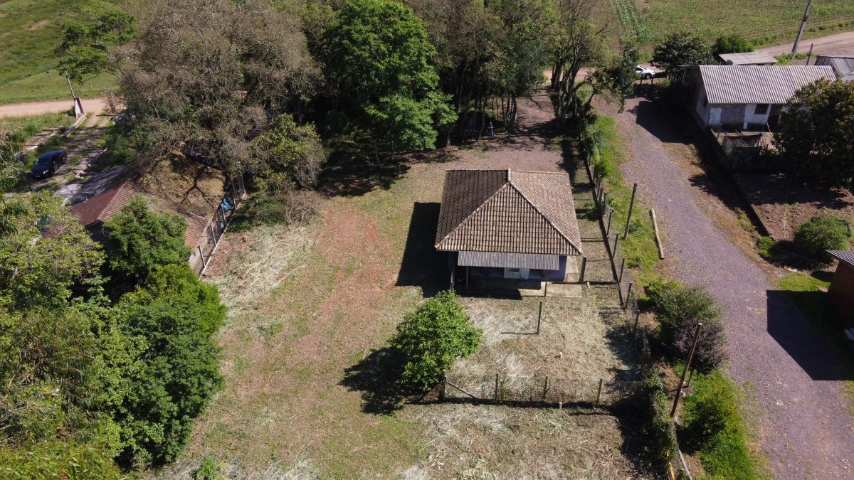 V5099 – Área de terra com casa em Picada Wassem em Marques de Souza