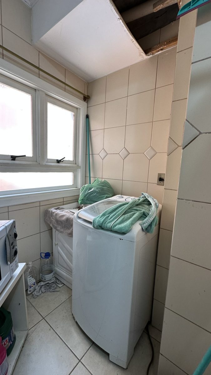 A2230 – Apartamento 02 dormitórios – Semi mobiliado