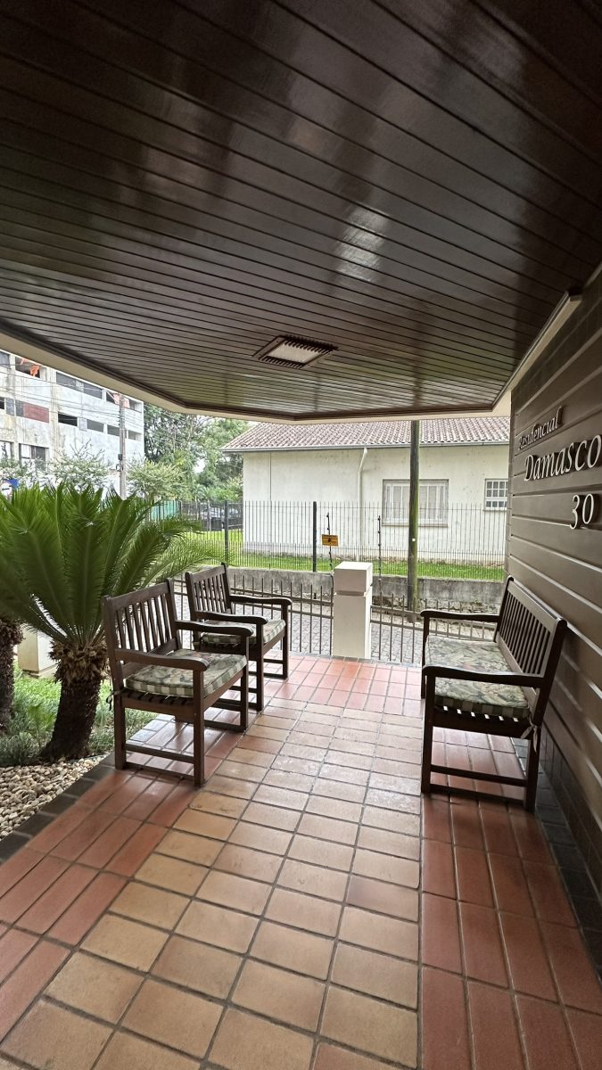 A3073 – Apartamento 03 dormitórios, semi mobiliado