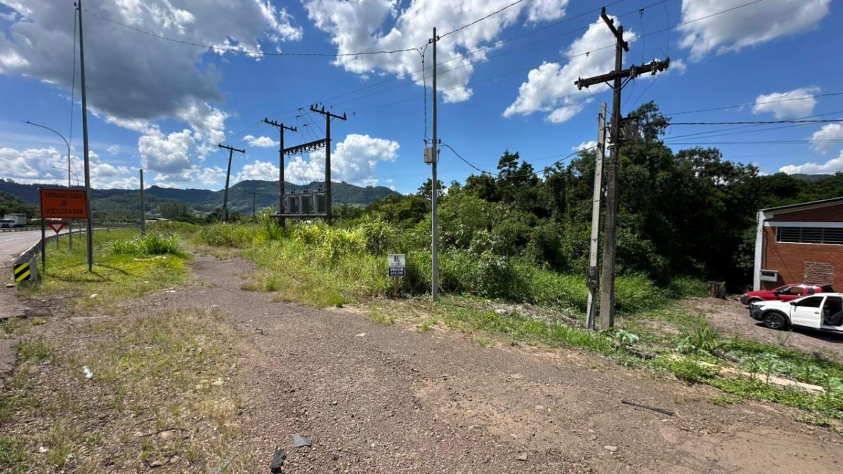 V11066 – Terreno nas margens da BR 386 Marques de Souza