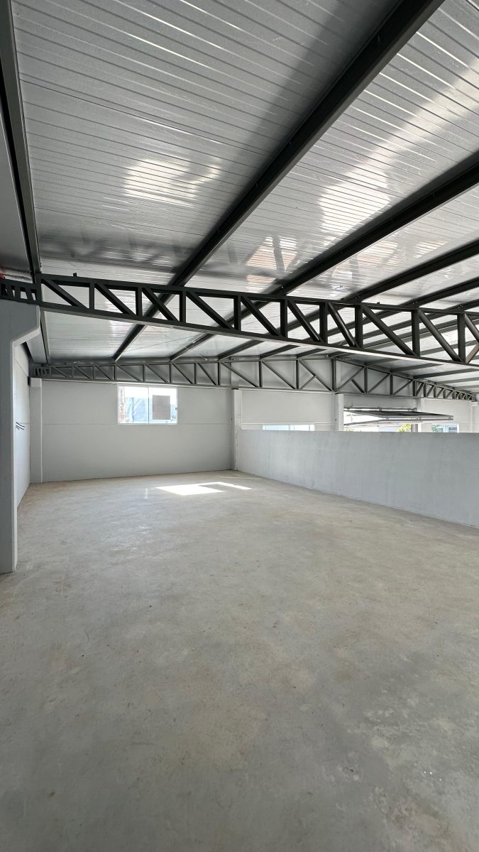A10085 – Pavilhão NOVO 415m²
