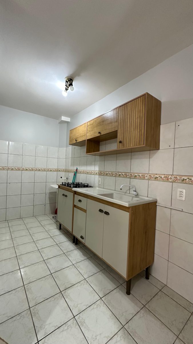 A1140 – Apartamento 01 dormitório SEMI MOBILIADO