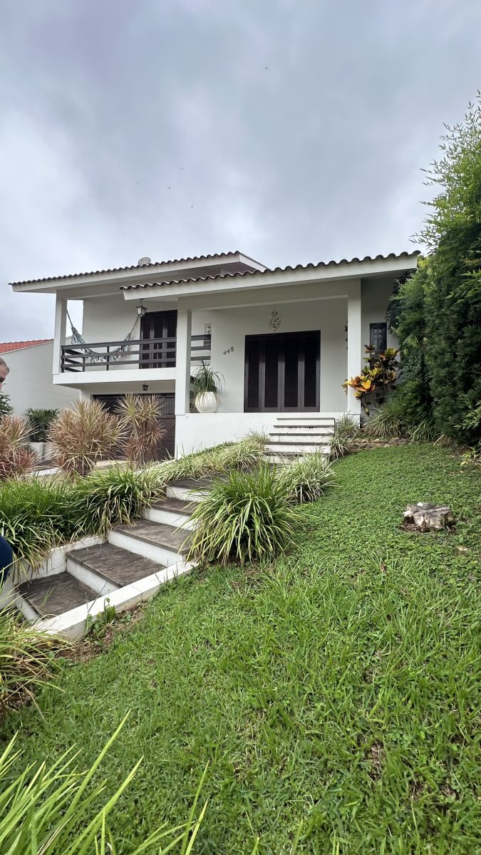 V5103 – Casa de 03 dormitórios