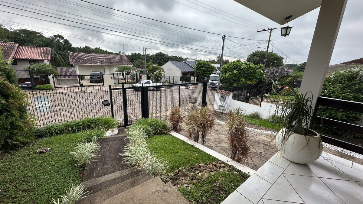 V5103 – Casa de 03 dormitórios