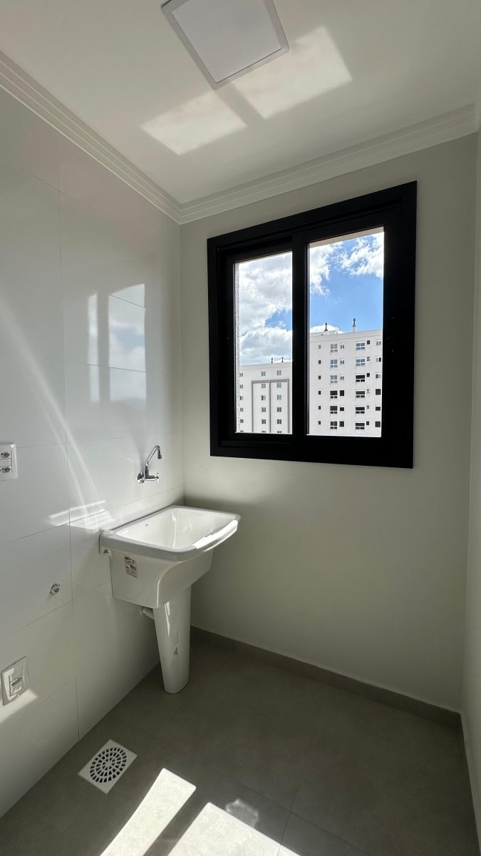 A2231 – Apartamento 02 dormitórios Semi mobiliado