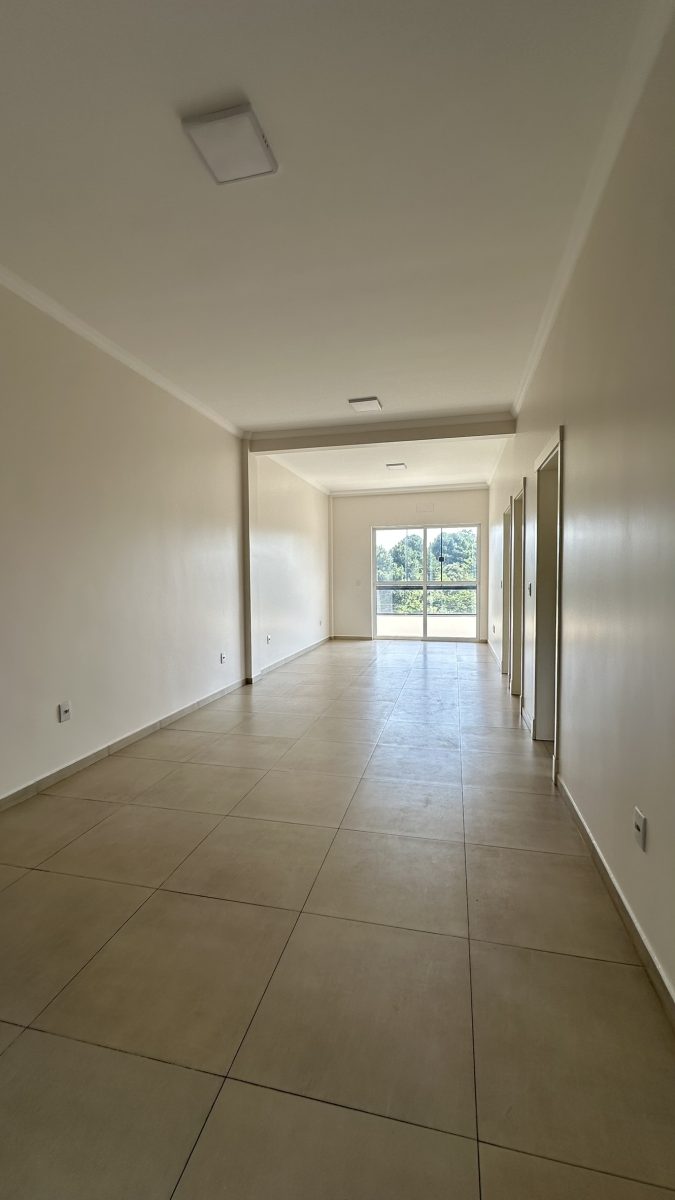 A2233 – Apartamento 02 dormitórios SEMI MOBILIADO