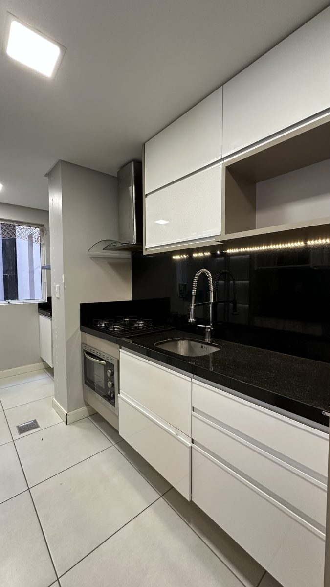 V3080 – Apartamento Semi mobiliado – 03 dormitórios sendo 01 suíte