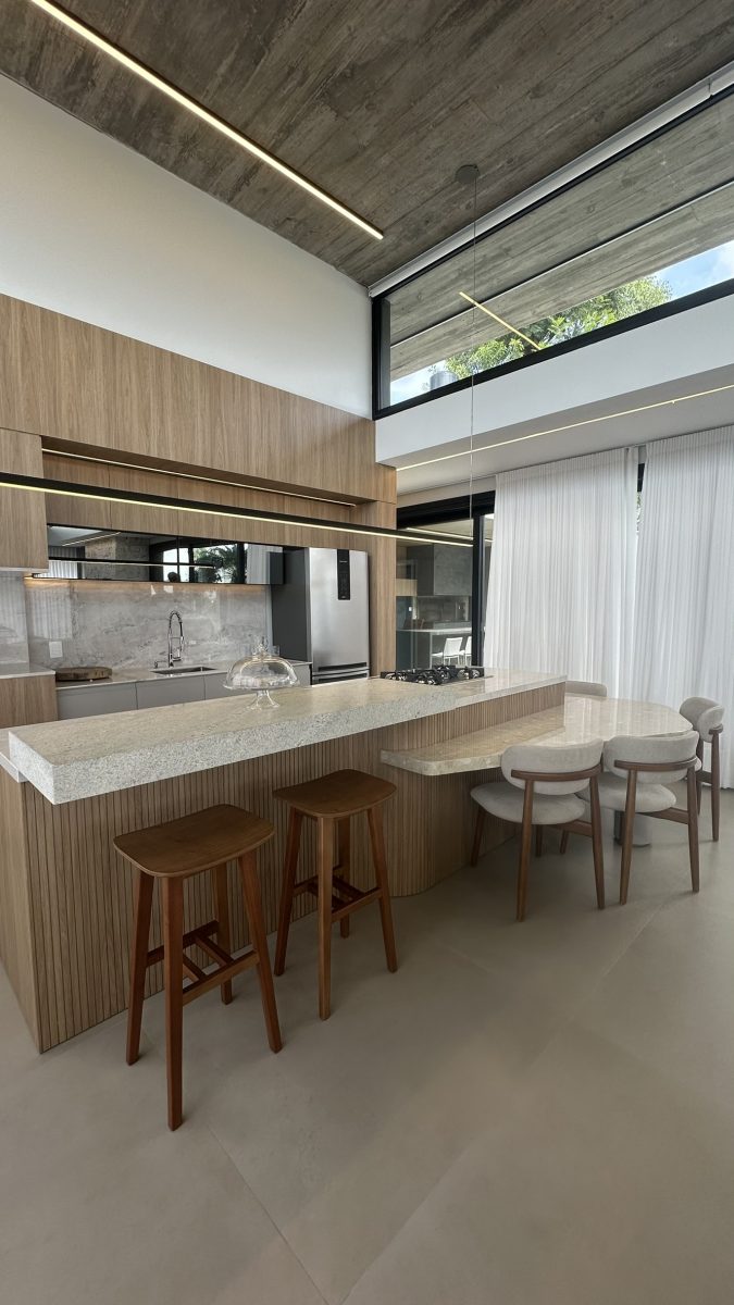 V5105 – Casa Garden – 04 suítes