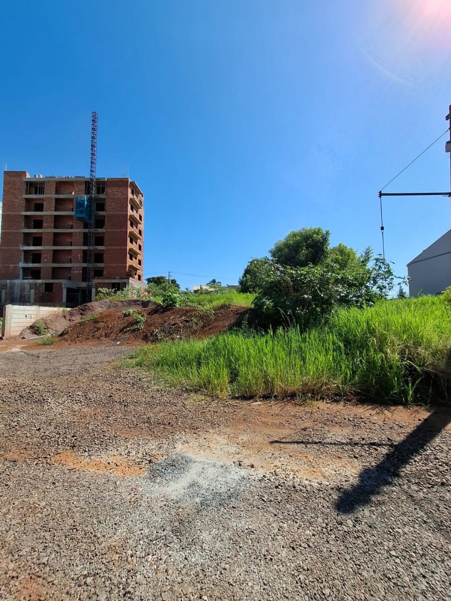 V11074 – Terreno Universitário