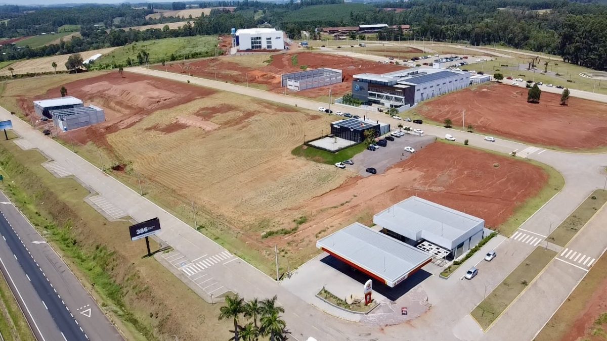 V11106 – Terrenos no 386 Business Park