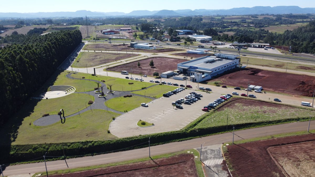 V11106 – Terrenos no 386 Business Park