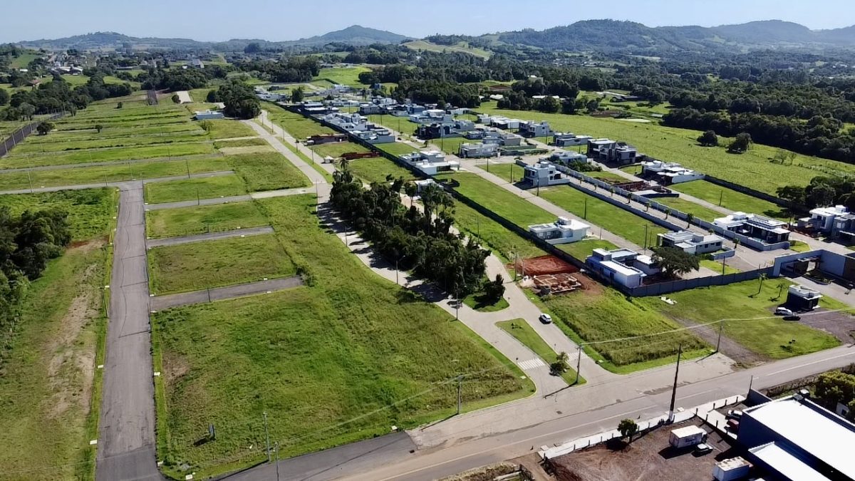 V11107 – Terrenos no Loteamento Bosque de Conventos