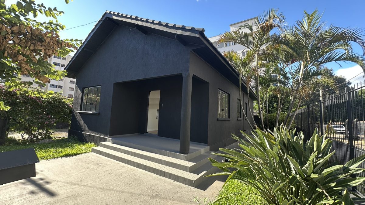 A5156 – Casa Comercial + Terreno