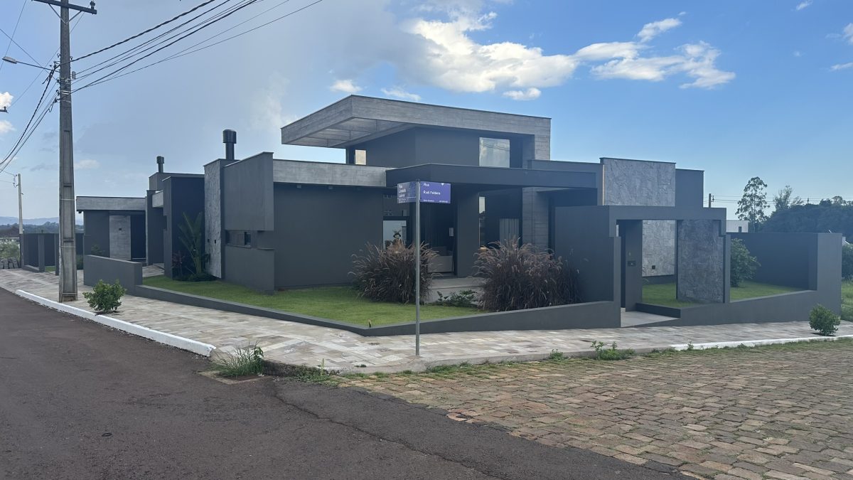 V5109 – Casa 04 dormitórios