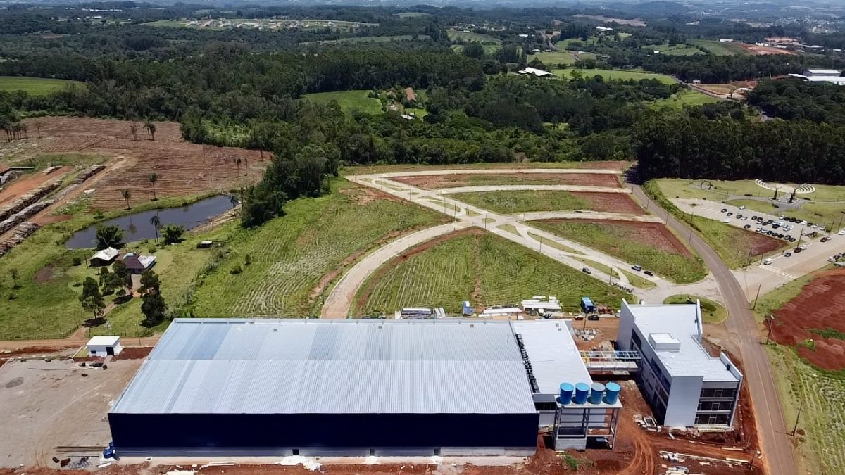 V11104 – Terrenos no Loteamento Vale Village