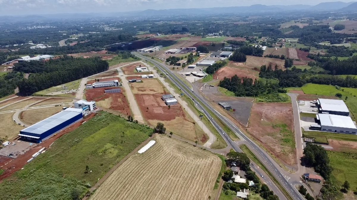 V11106 – Terrenos no 386 Business Park