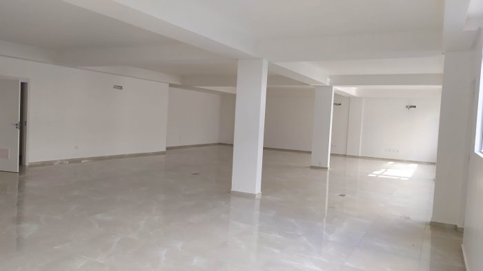 V9004 – Salas comerciais Bairro Florestal