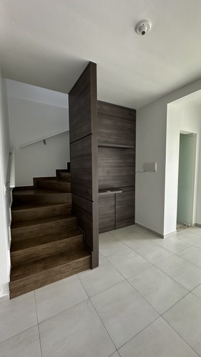 A7072 – Excelente Sobrado Bairro Universitário