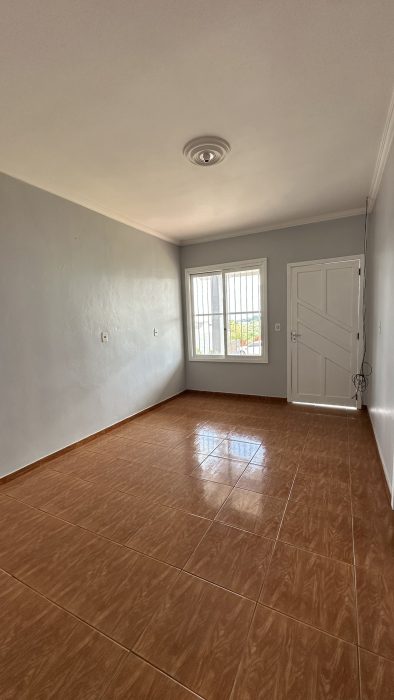 V5087 – Casa Residencial com Piscina + Pavilhão