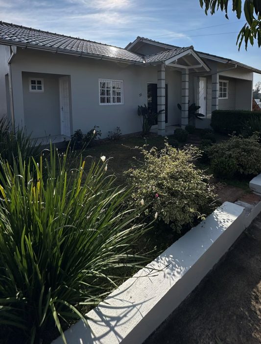 A5149 – Casa 03 dormitórios