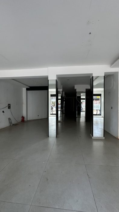 A8149 – Loja Comercial